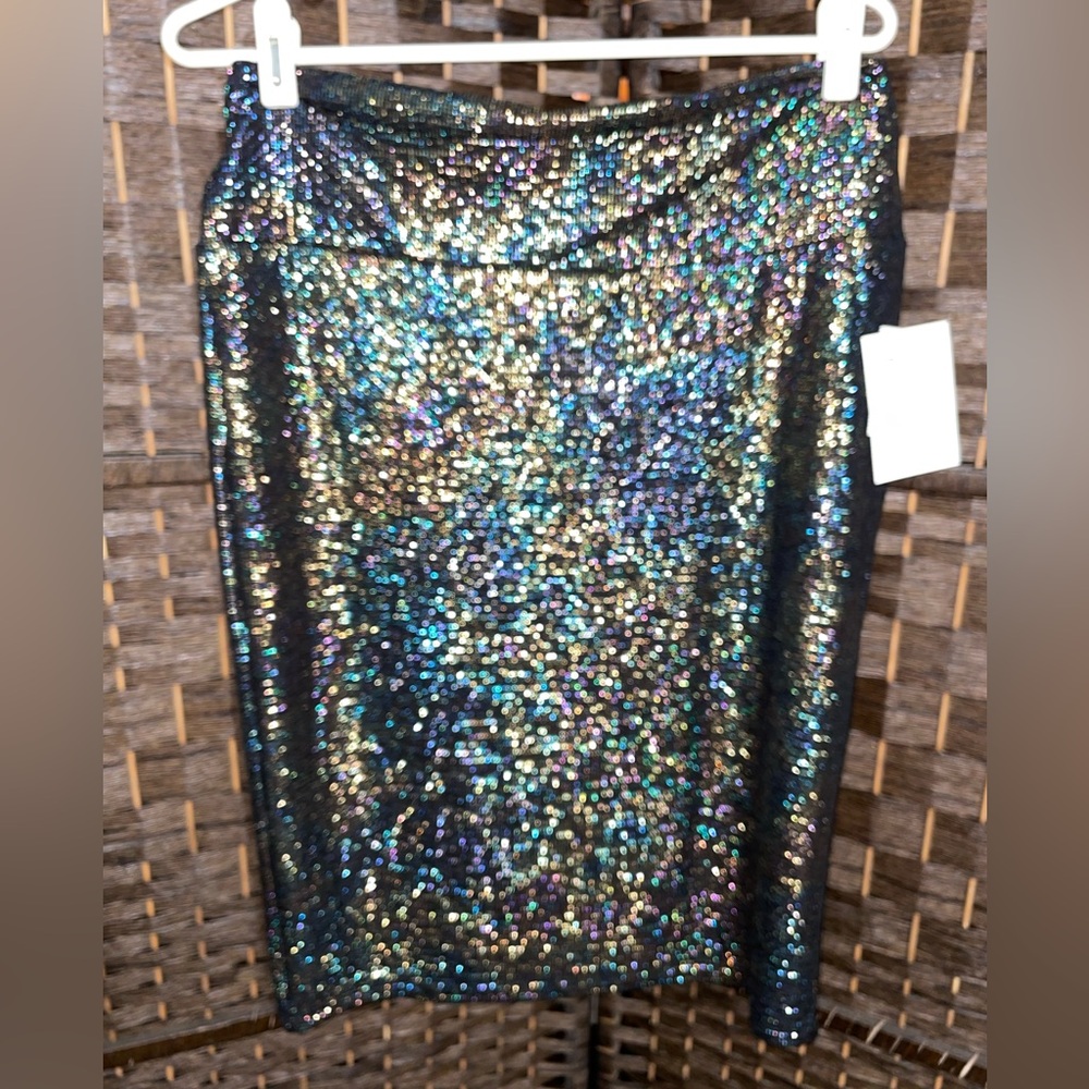 NWT LuLaRoe Skirt - Lg
